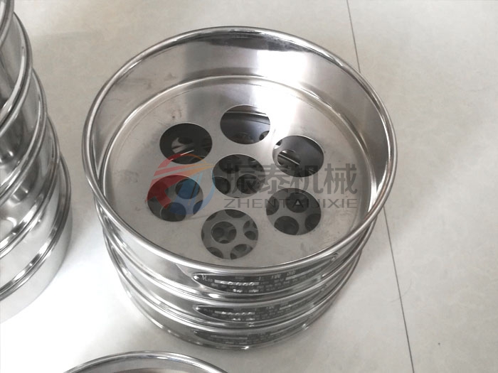 標準土壤篩也被稱為土壤篩，土壤檢驗篩，土壤分析篩，土壤振篩機等等